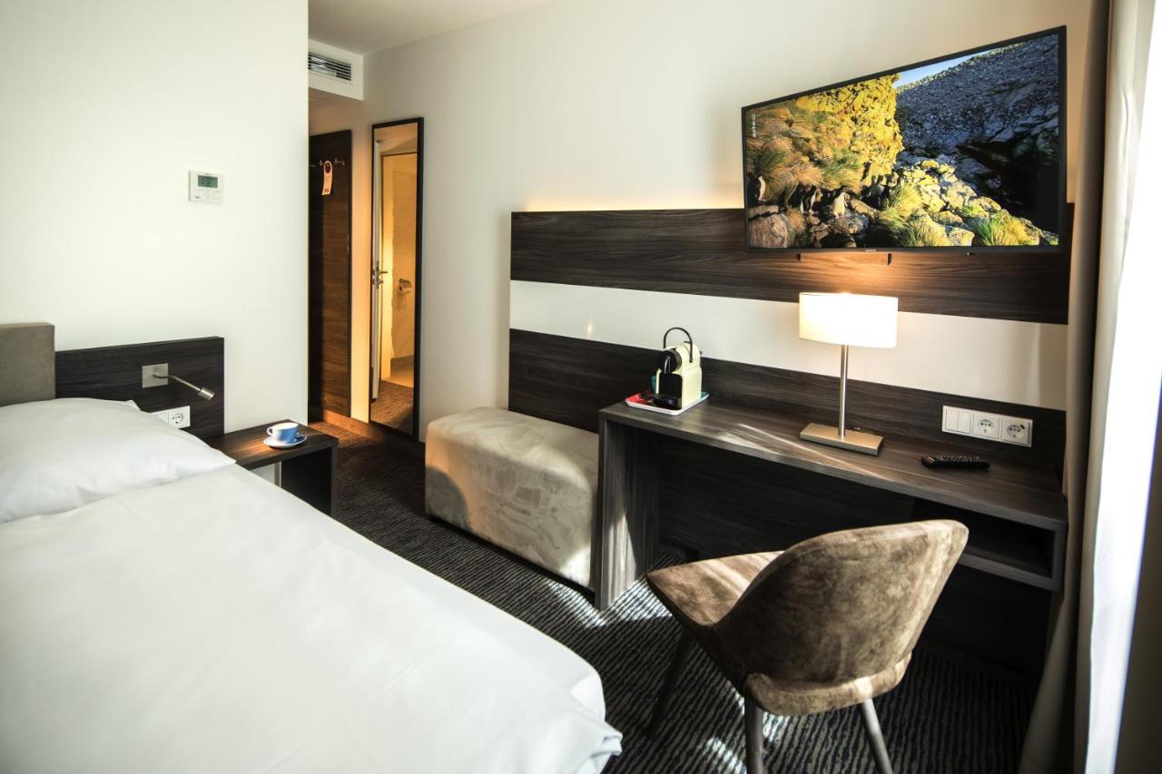 Hotel Suedstern München Buitenkant foto